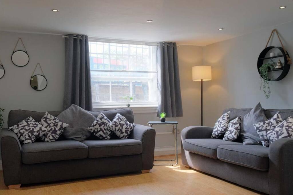 Seymour Townhouse By Serviced Living Liverpool Eksteriør billede